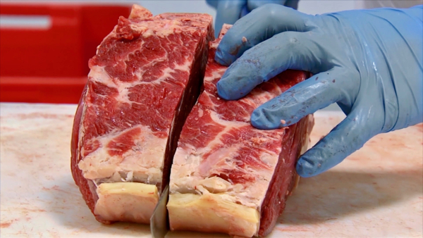 2021-05-D&D-Davide-Taricco-Carne-di-Razza-Taglio-Pezzo-di-Carne